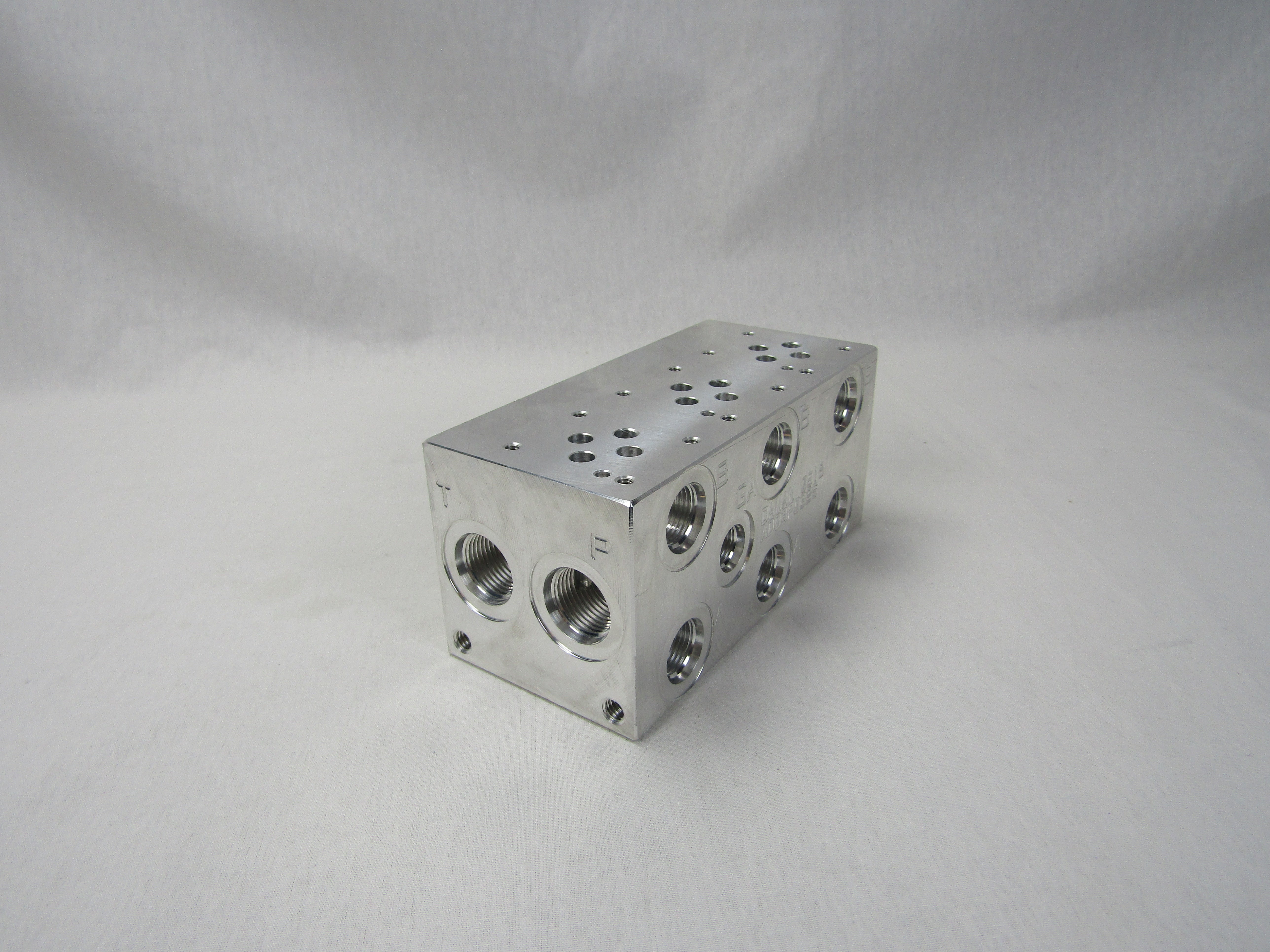 DAMAN AD03P032S Aluminum Valve Manifold