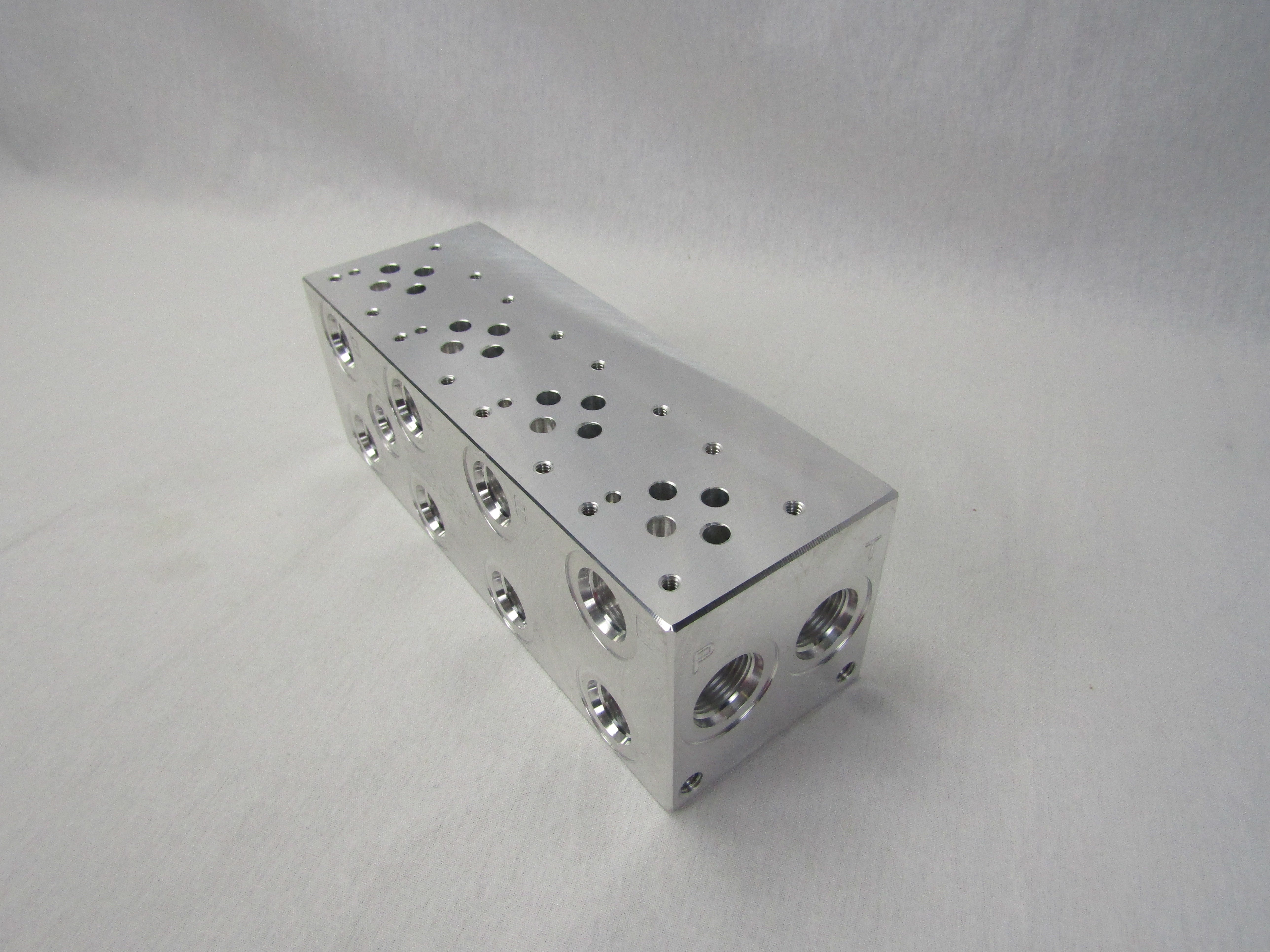 DAMAN AD03P042S Aluminum Valve Manifold