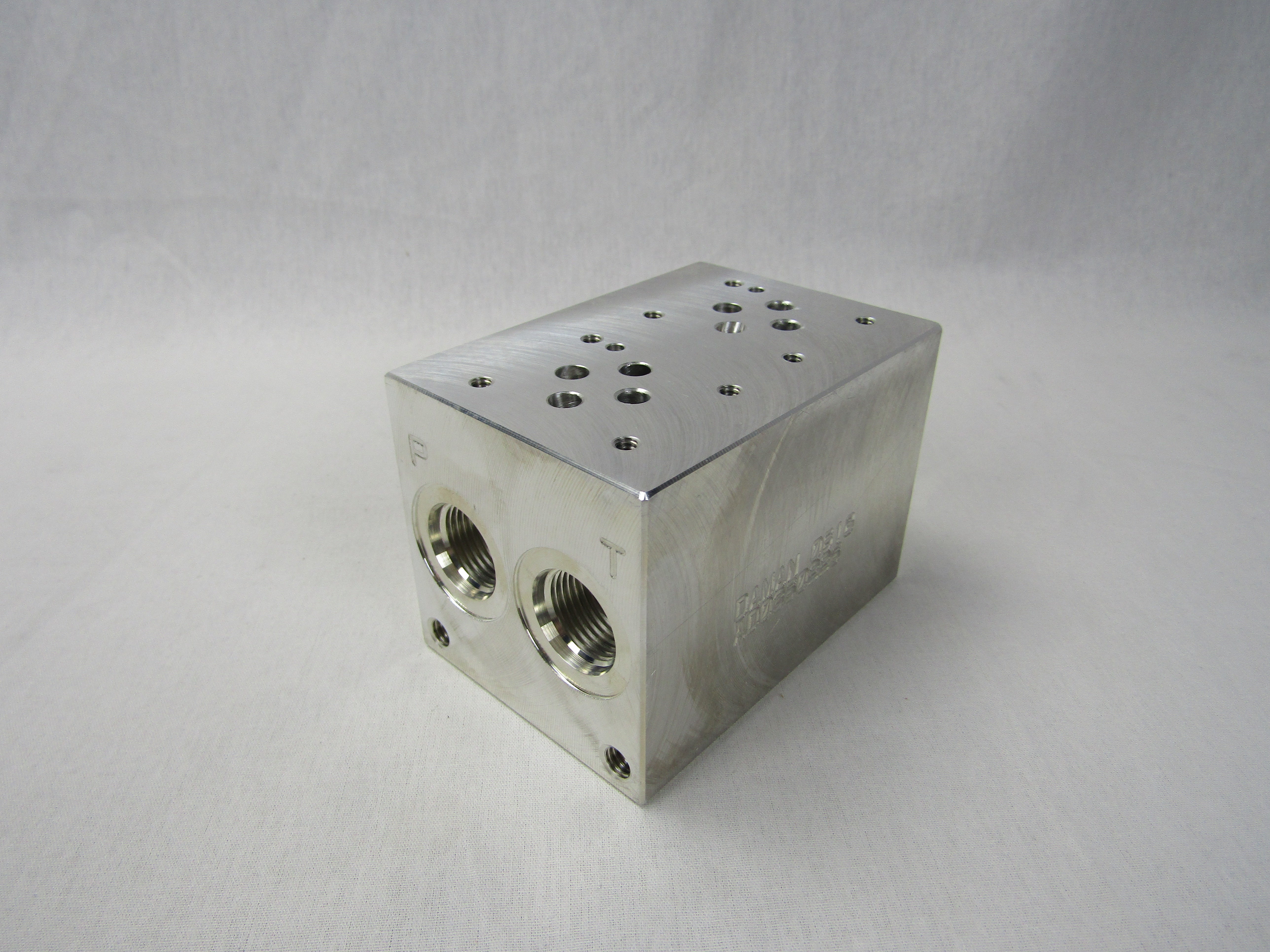 DAMAN AD03S022S Aluminum Valve Manifold