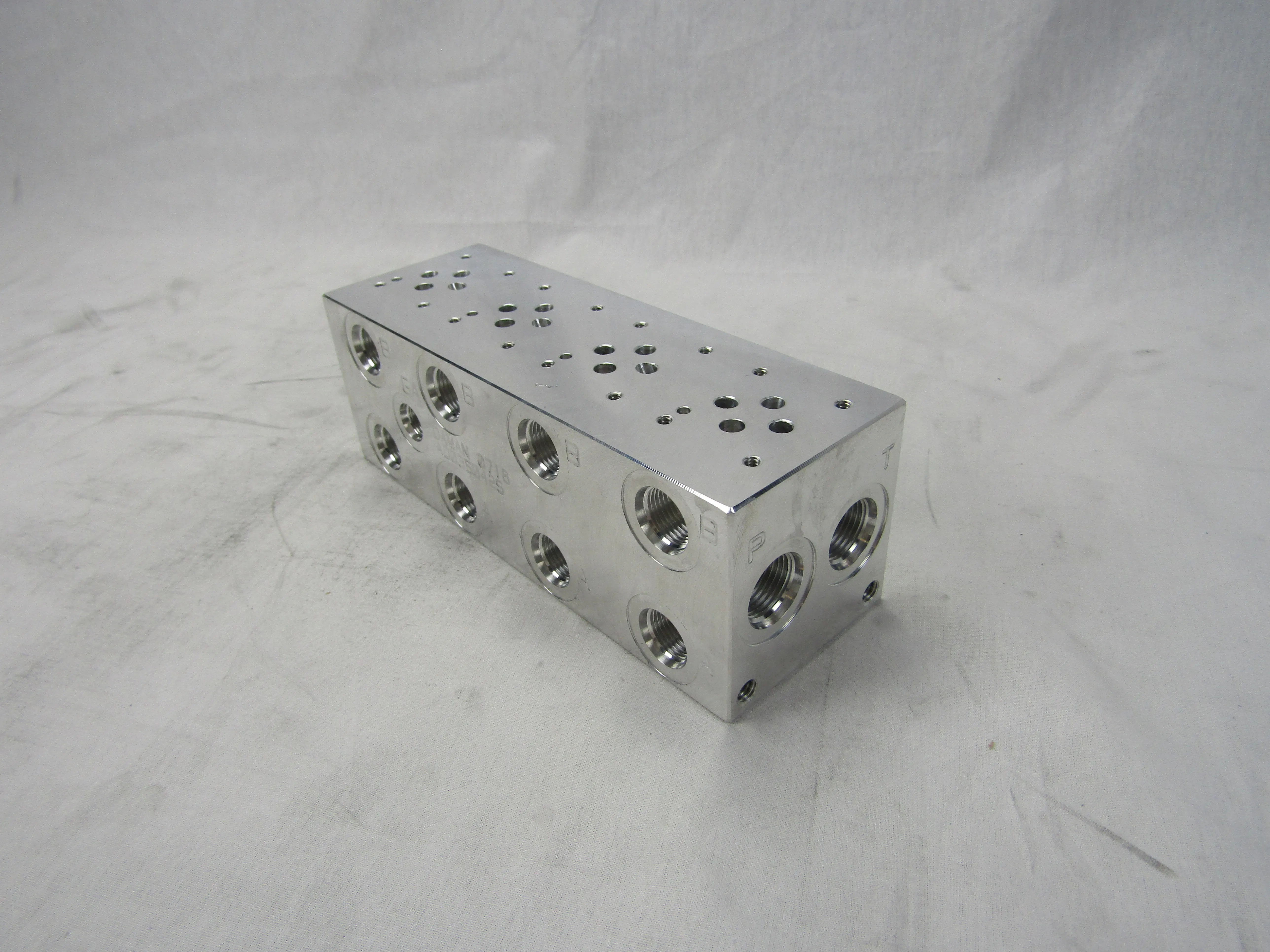 DAMAN AD03S042S Aluminum Valve Manifold