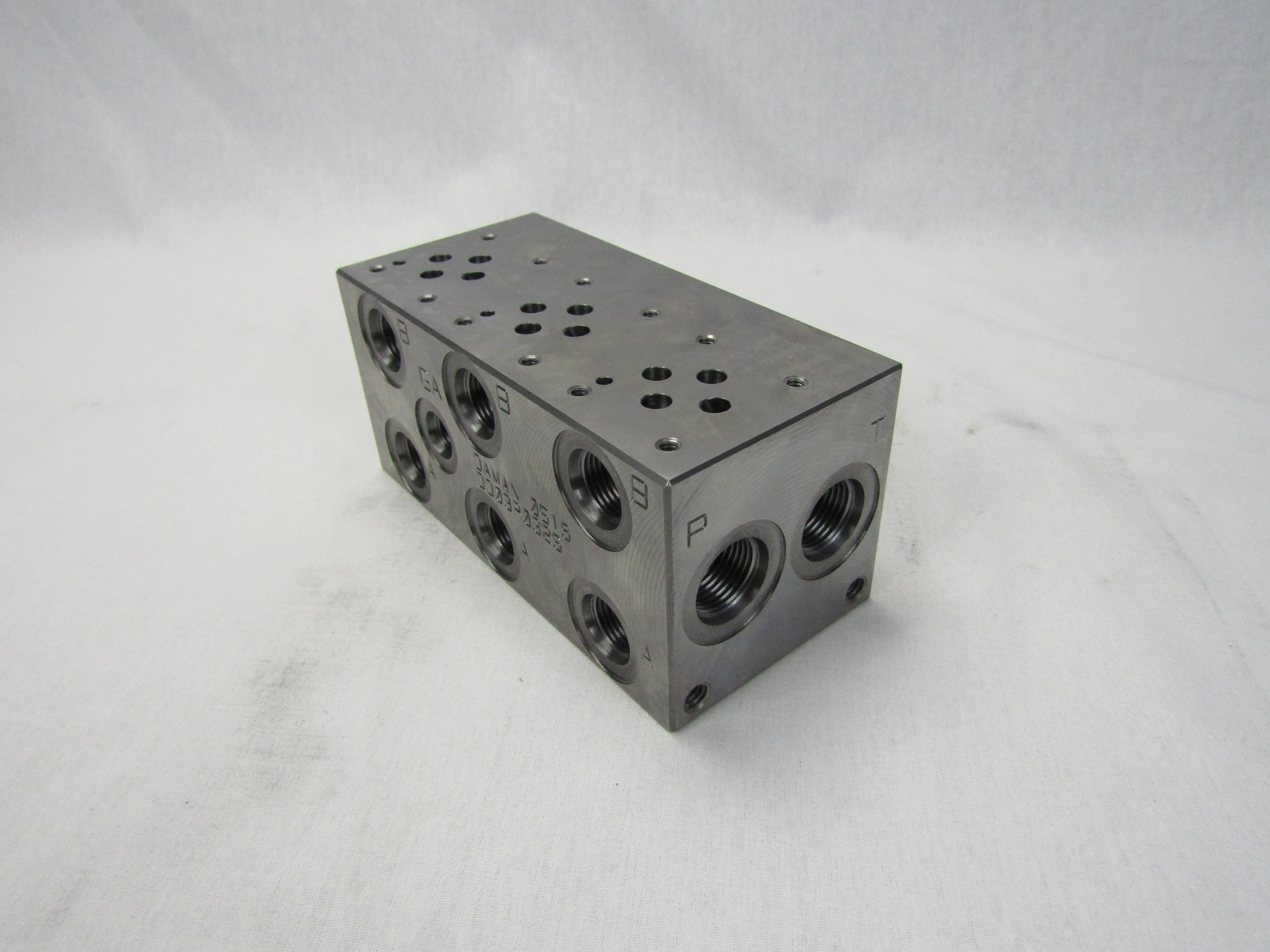 DAMAN DD03P032S Ductile Valve Manifold