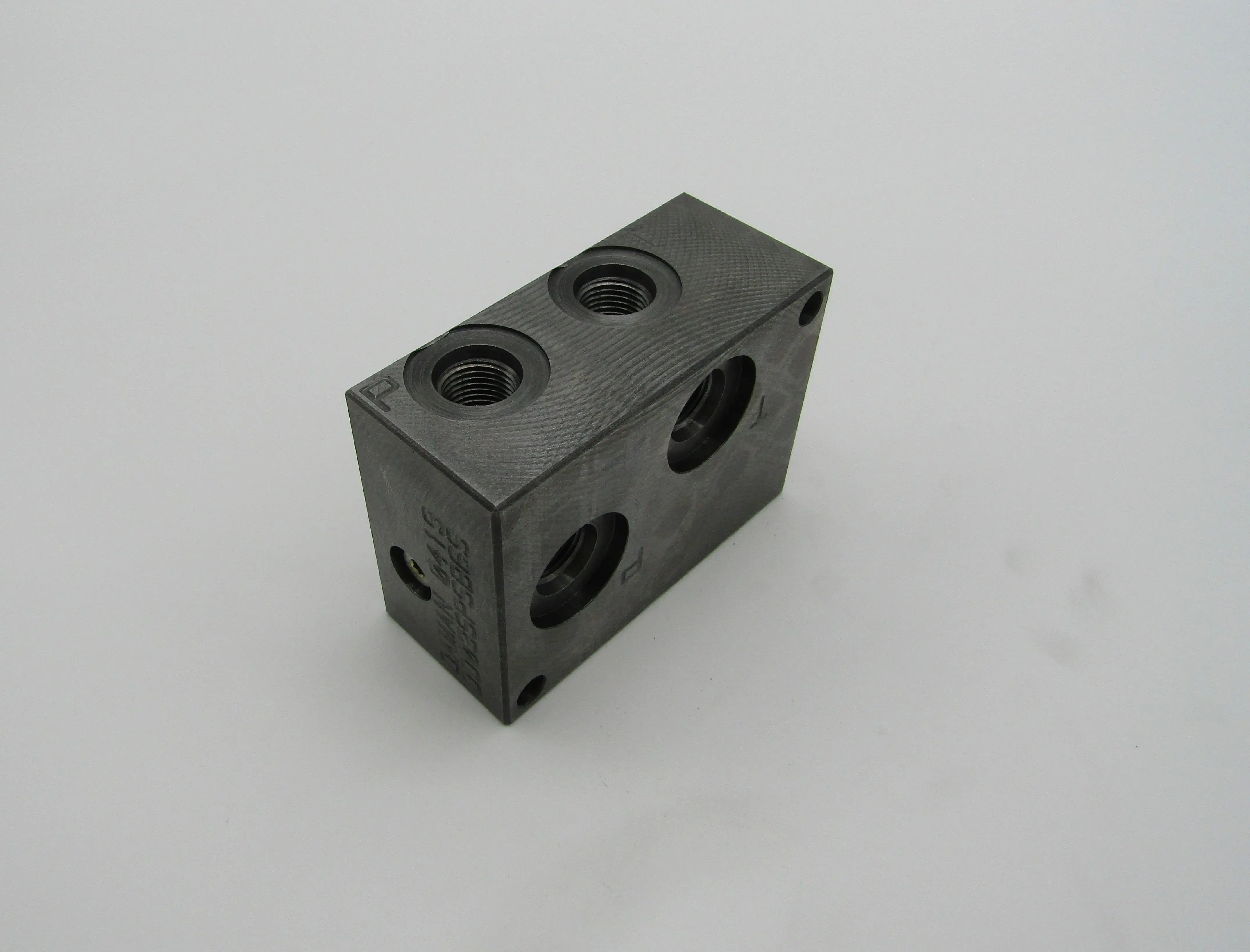 DAMAN DD03SPRVC8S Ductile Valve Subplate