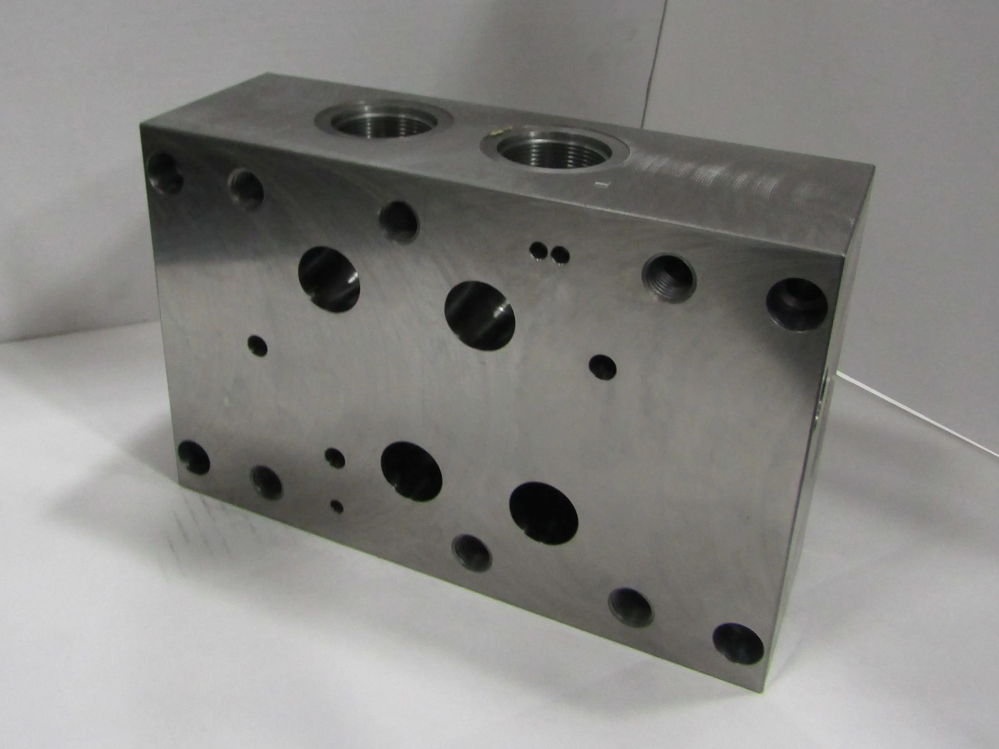 DAMAN DD10SPSO24S Ductile Valve Subplate